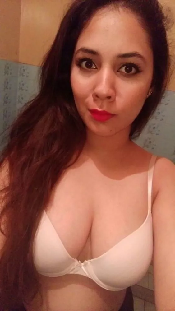 Sexy beautiful indian girl full nude album 😘💦😍 link in comment ⬇️