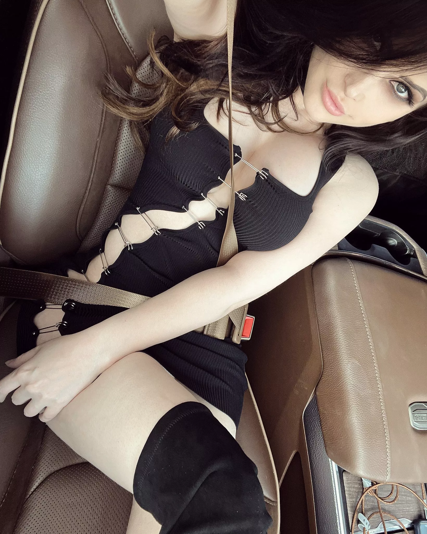 Sexy Car Selfie