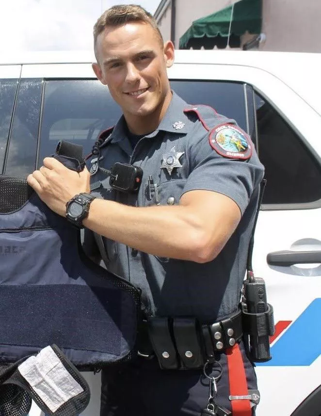 “Sexy Officer” …