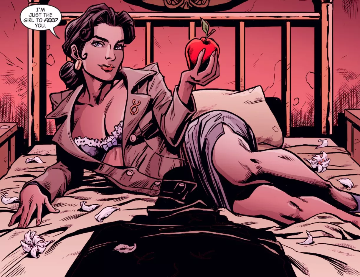 Sexy Snow White [Fables: The Wolf Among Us (2014) #9 (Digital)]