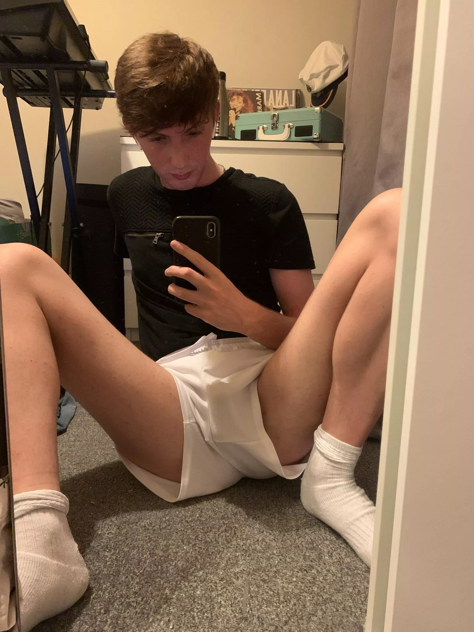 Shorts and socks make me so horny ðŸ˜ˆ