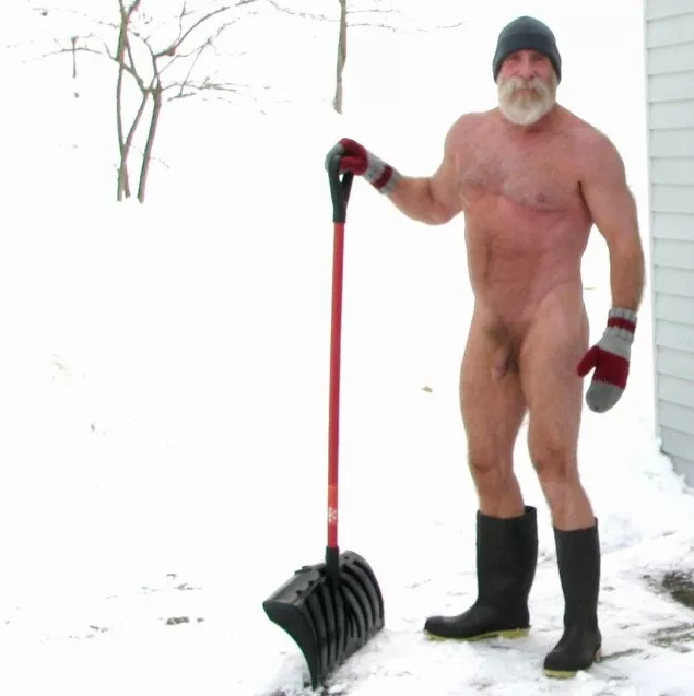 Shovelling snow naked