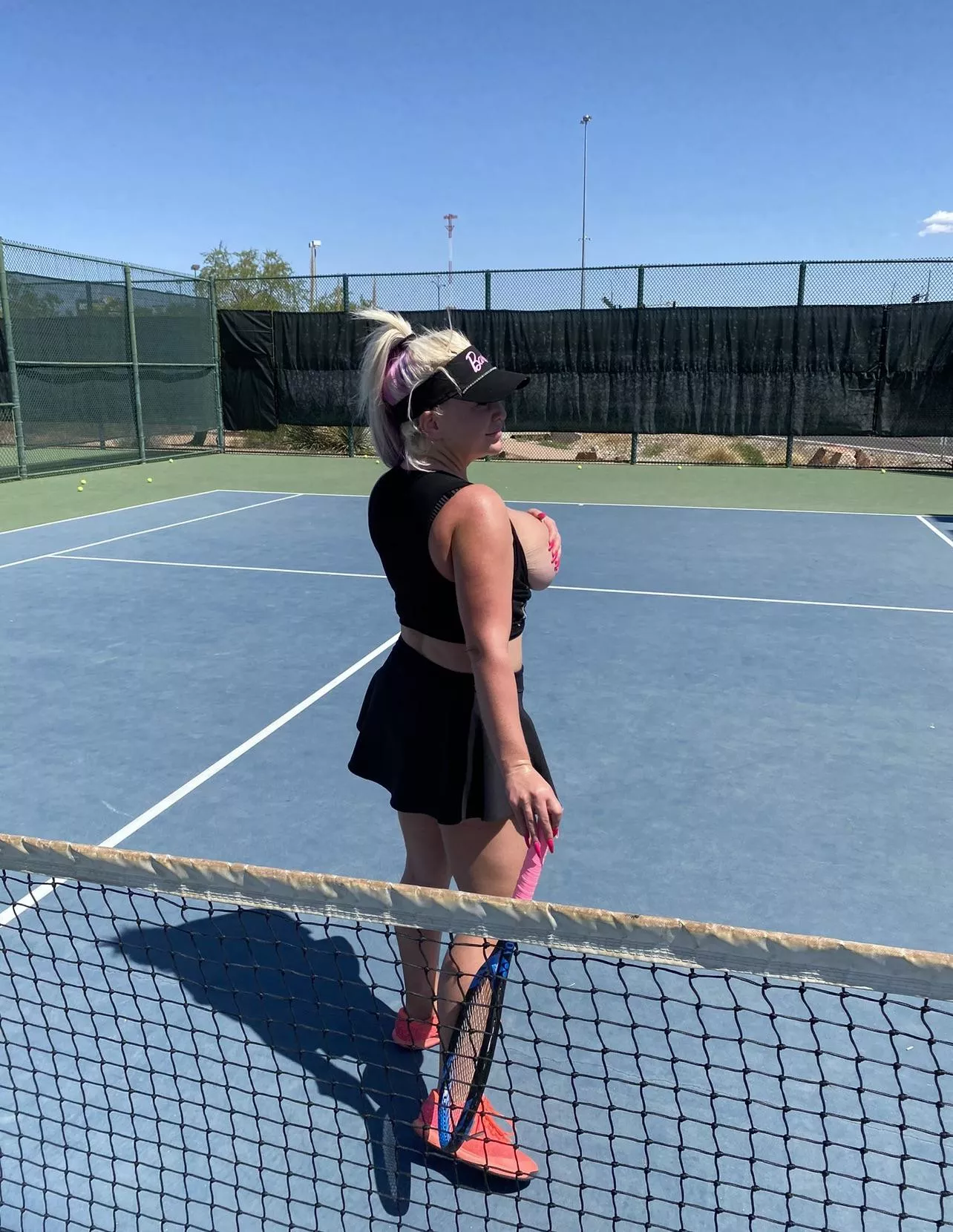 Showing the guys on the other court my huge tits