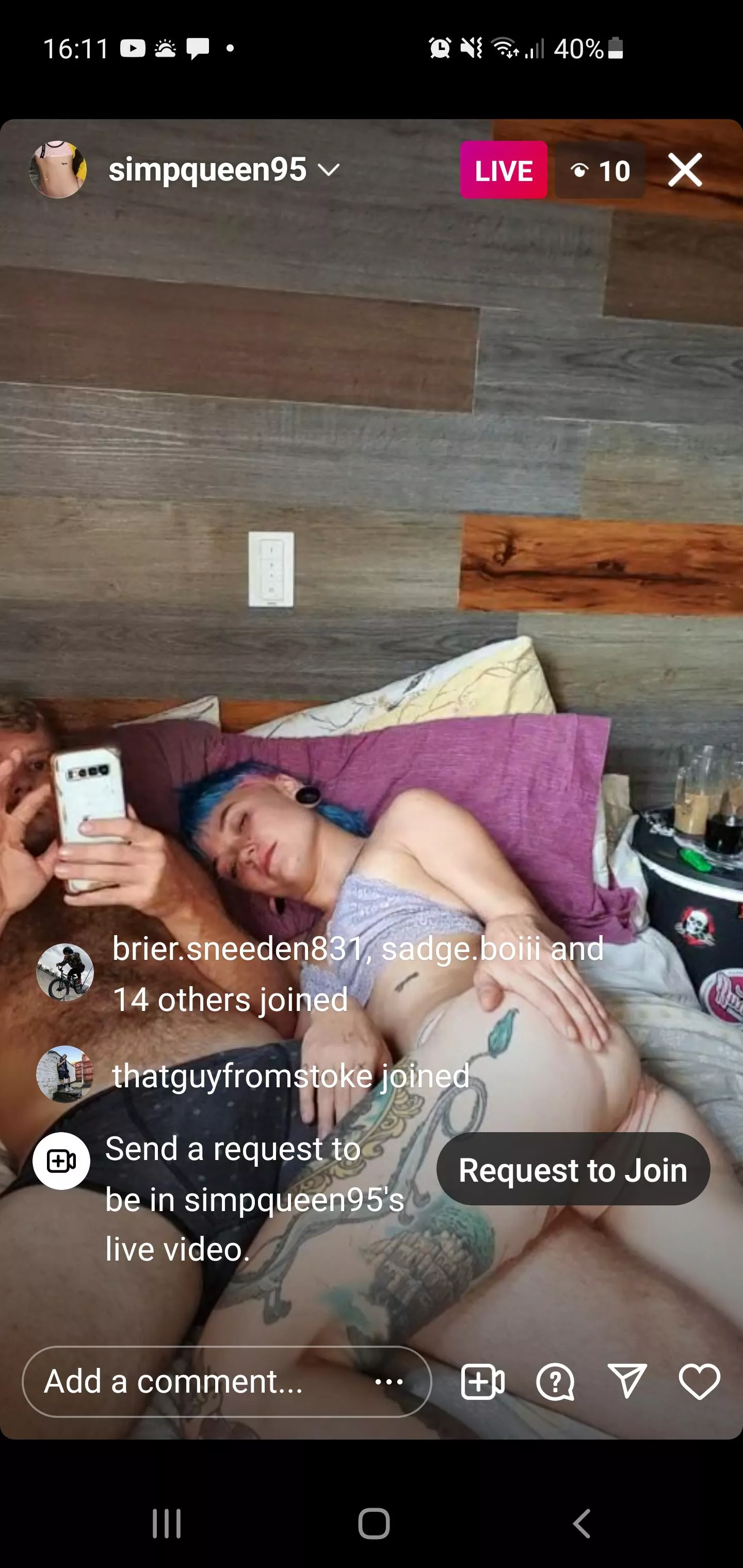 Simpqueen95 on the gram live right now