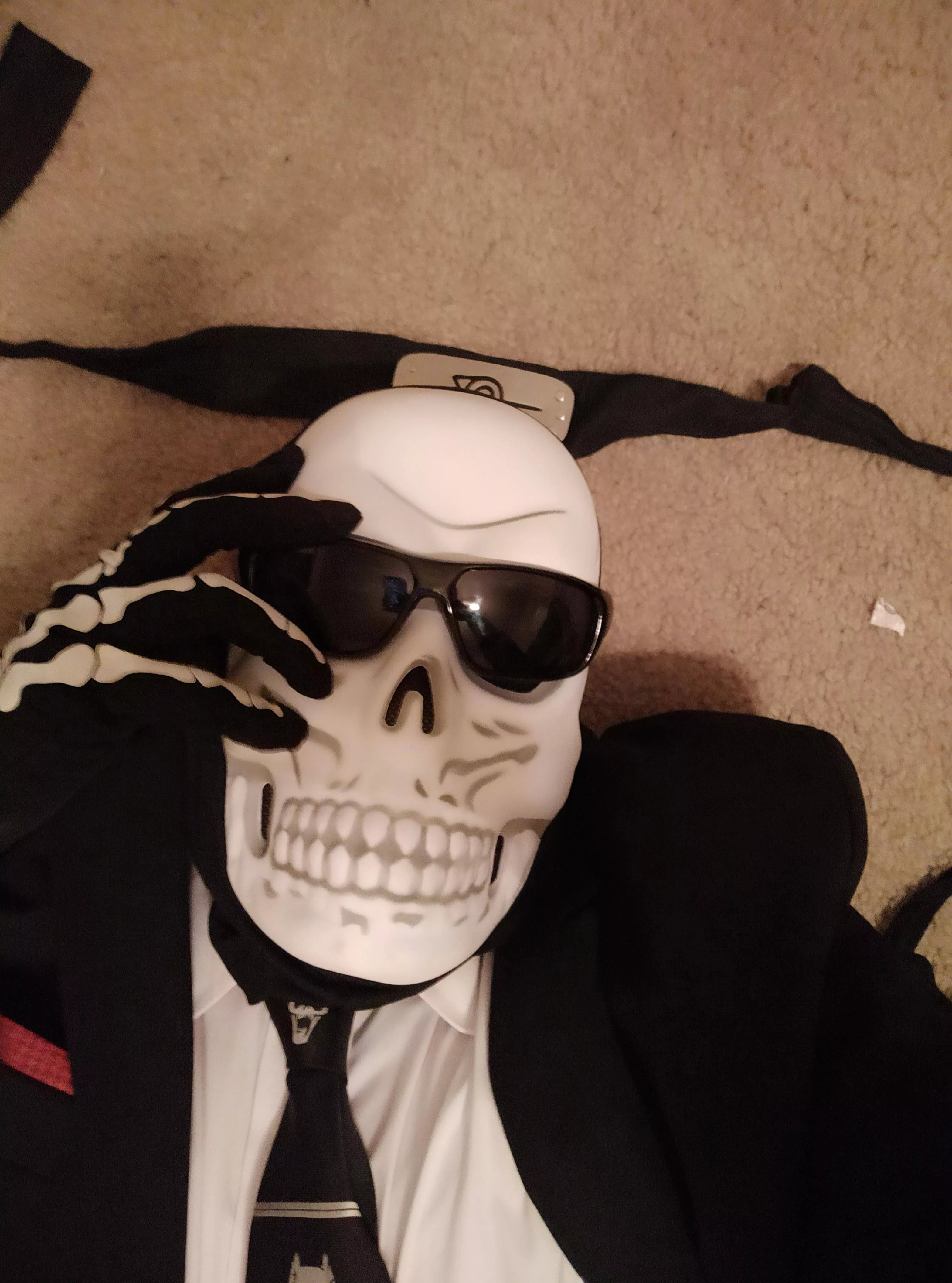 Since my friend stole my(Very Bad German) Officer hat I'm stuck looking like a fancy skeleton for Halloween with only a few knowing who I am