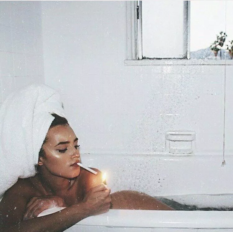 Smoking in the bath