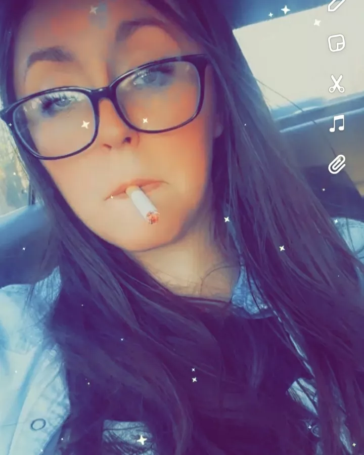 smoking in the car ðŸ’¯ðŸ¤™ðŸ‘