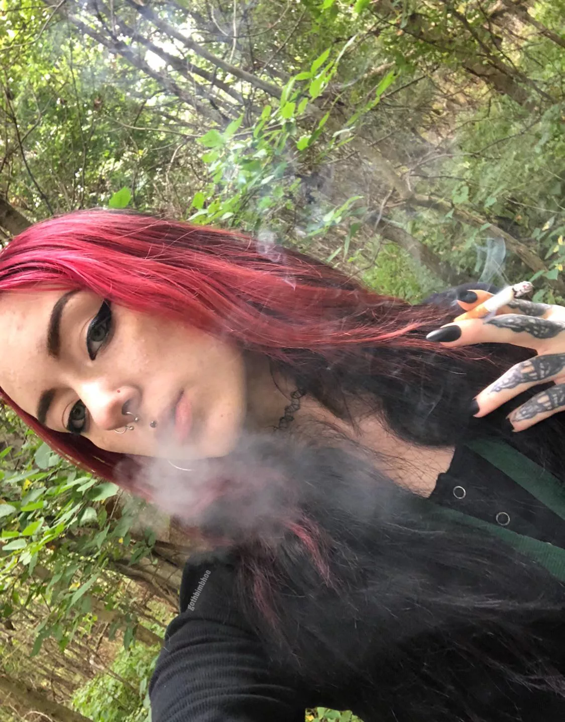 smoking in the middle of the woods while mushroom hunting 🍄 🚬