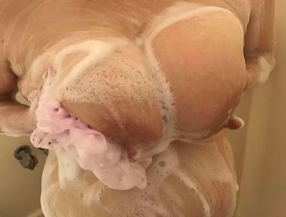 Soapy b(.)(.)bs