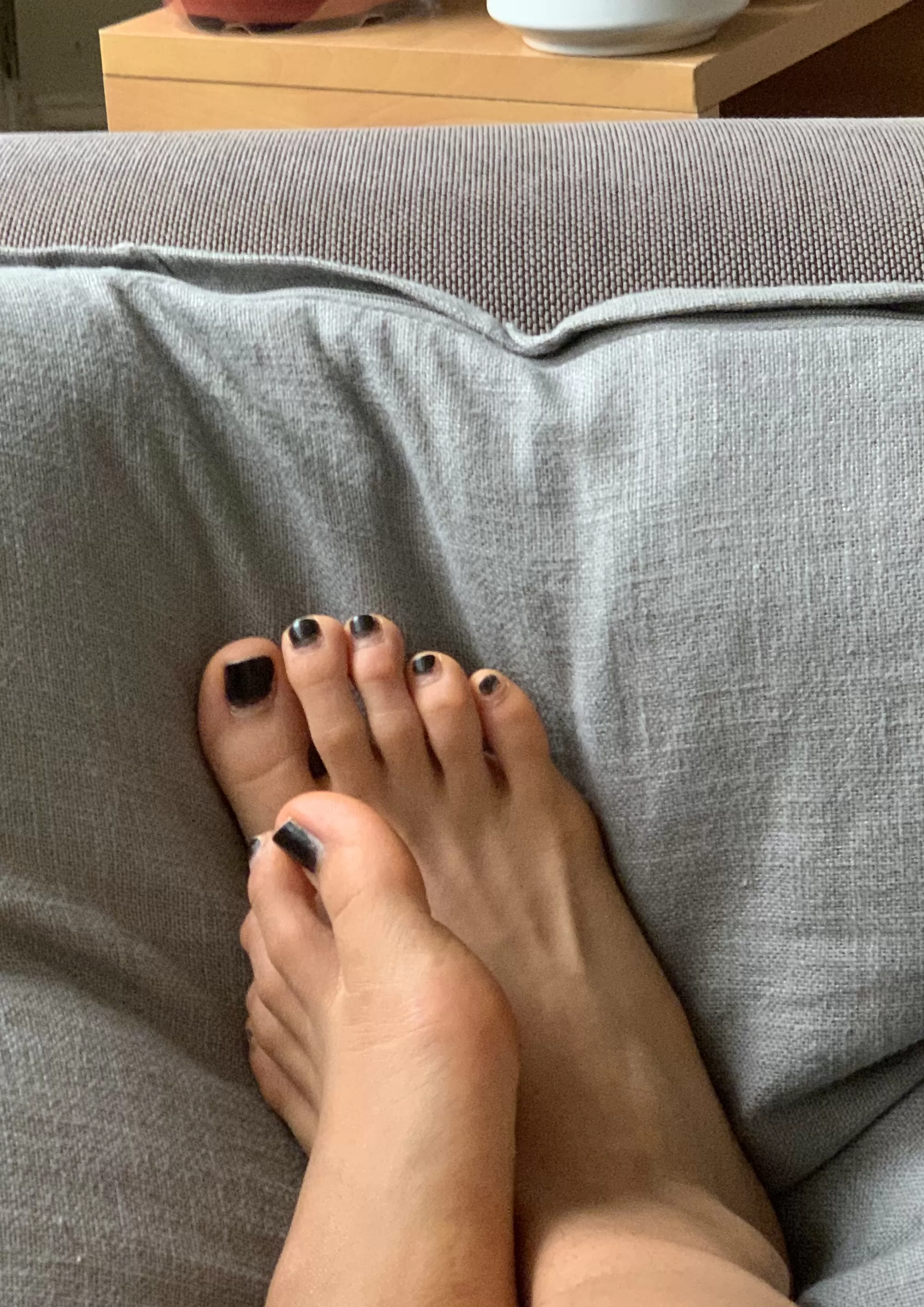 Soft toes <3 [asianfeet] [asian] [Japanese] [Japanesefeet] [toes] [cutetoes] [ankles]