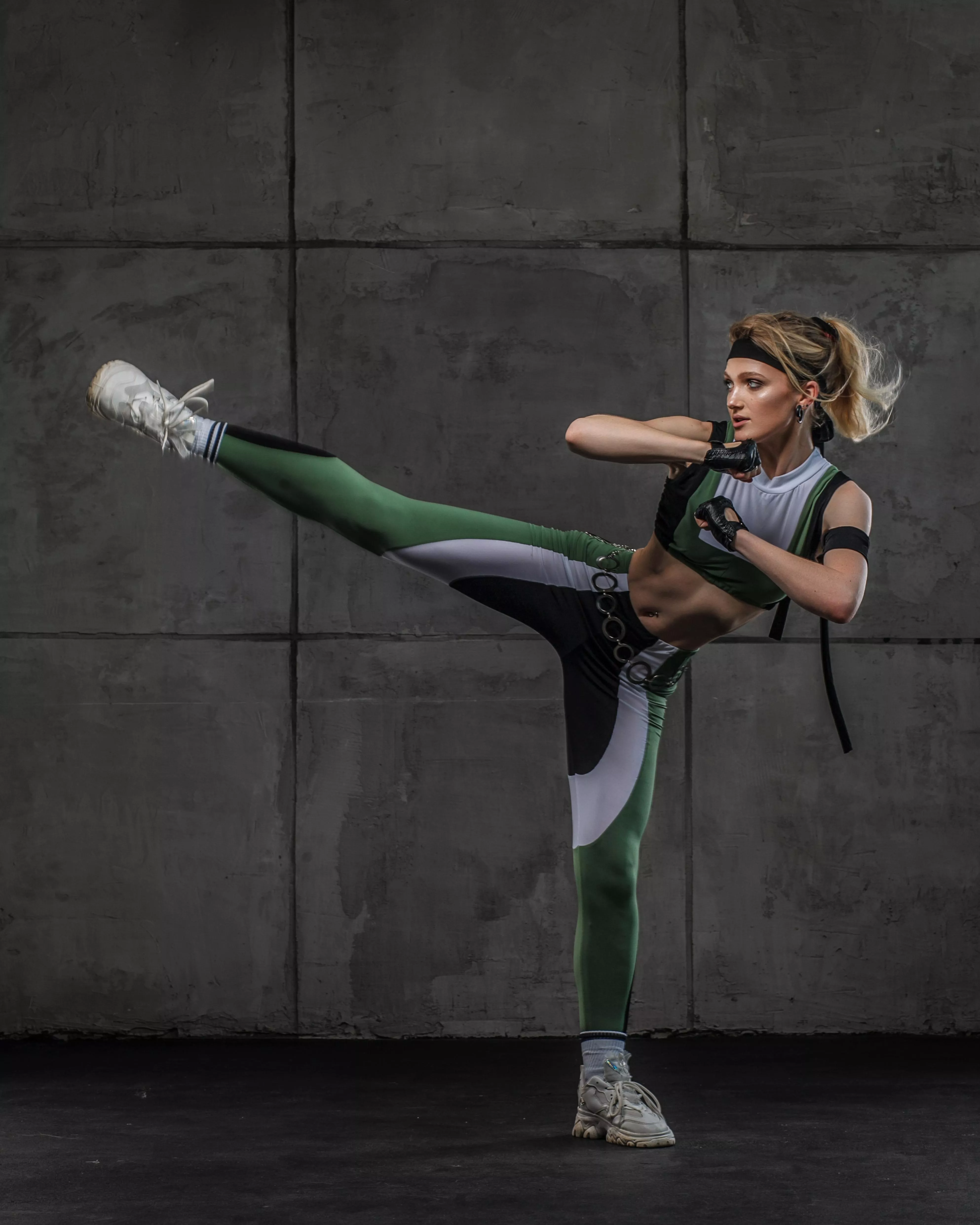 Sonya Blade from Mortal Kombat by Elara