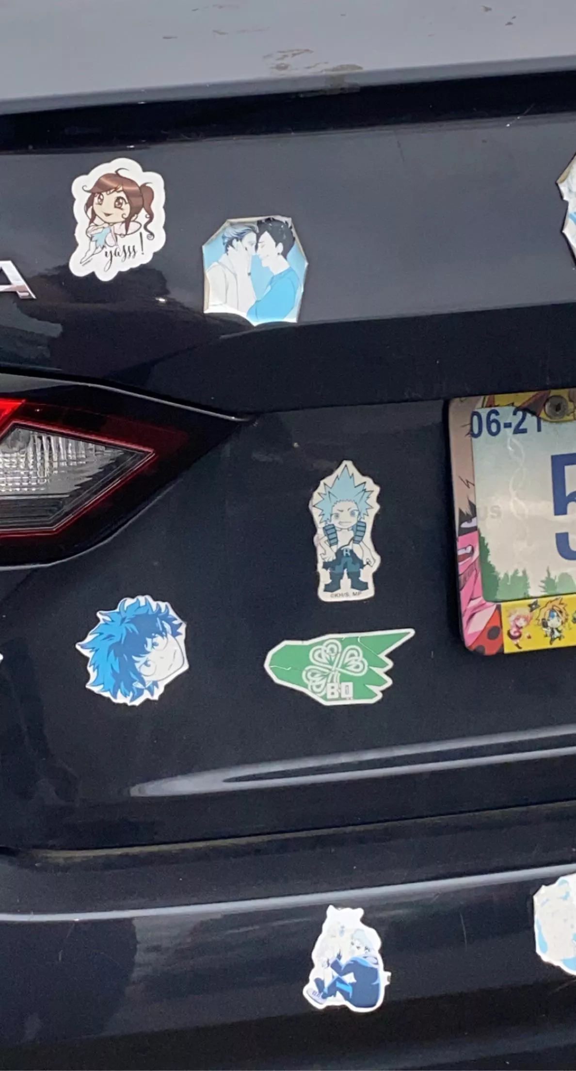 Spotted in the wild! Almost missed it but the other stickers grabbed my attention lol