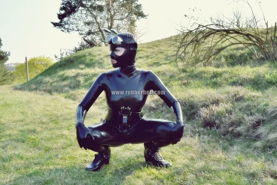 Spring outdoor wandering in full rubber :P