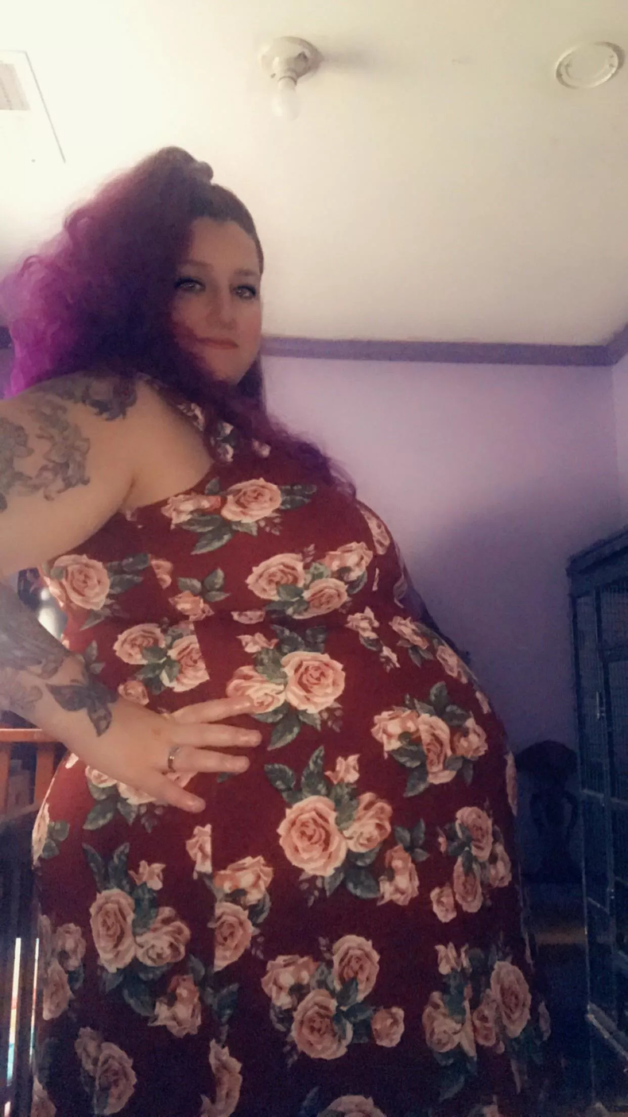 Ssbbw AND pregnant! Thursday is my delivery day, my belly will be a little smaller but not by much! Can’t wait to make some more milk videos!