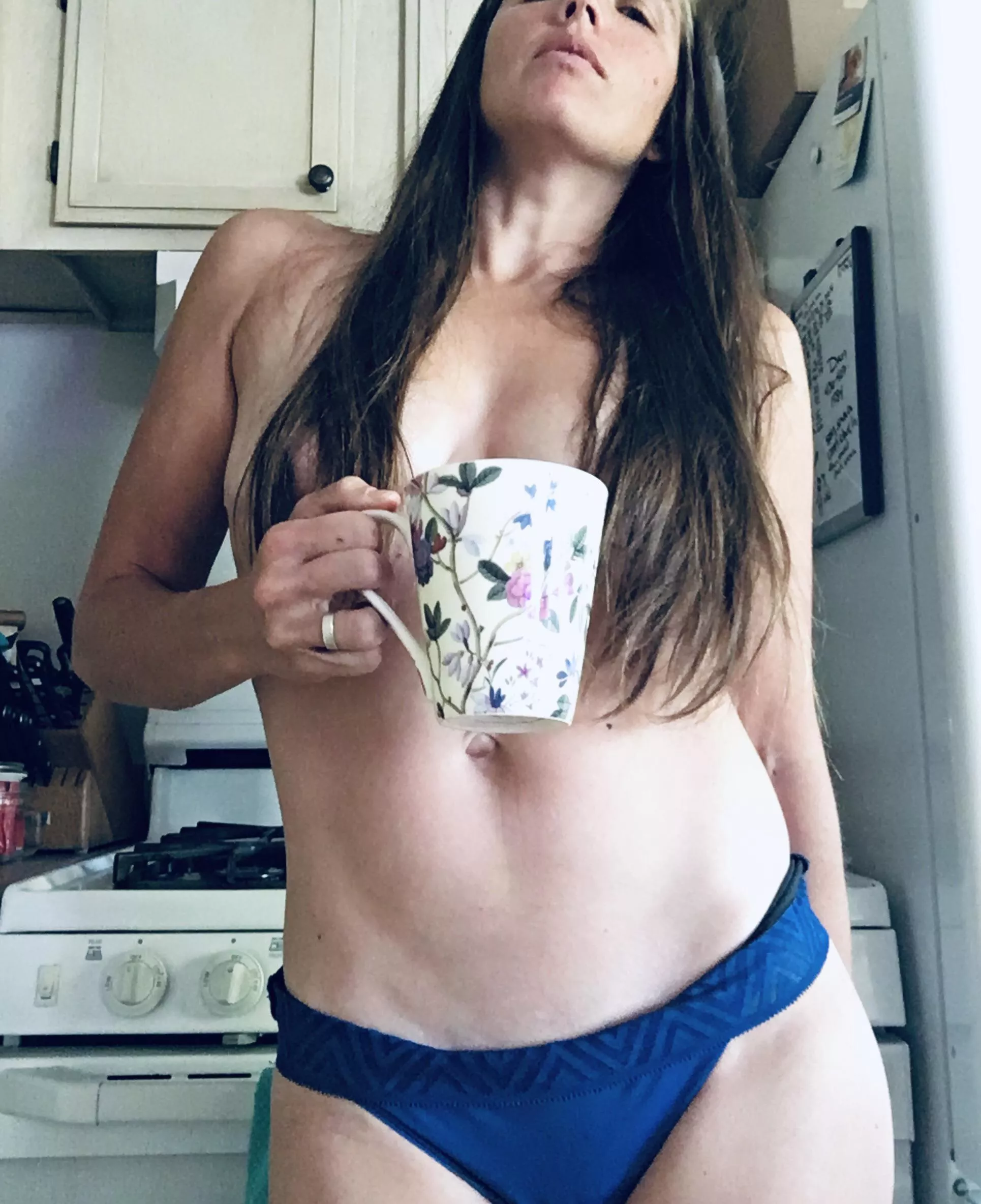 Start your day with me ☀️☕️☀️ [f]