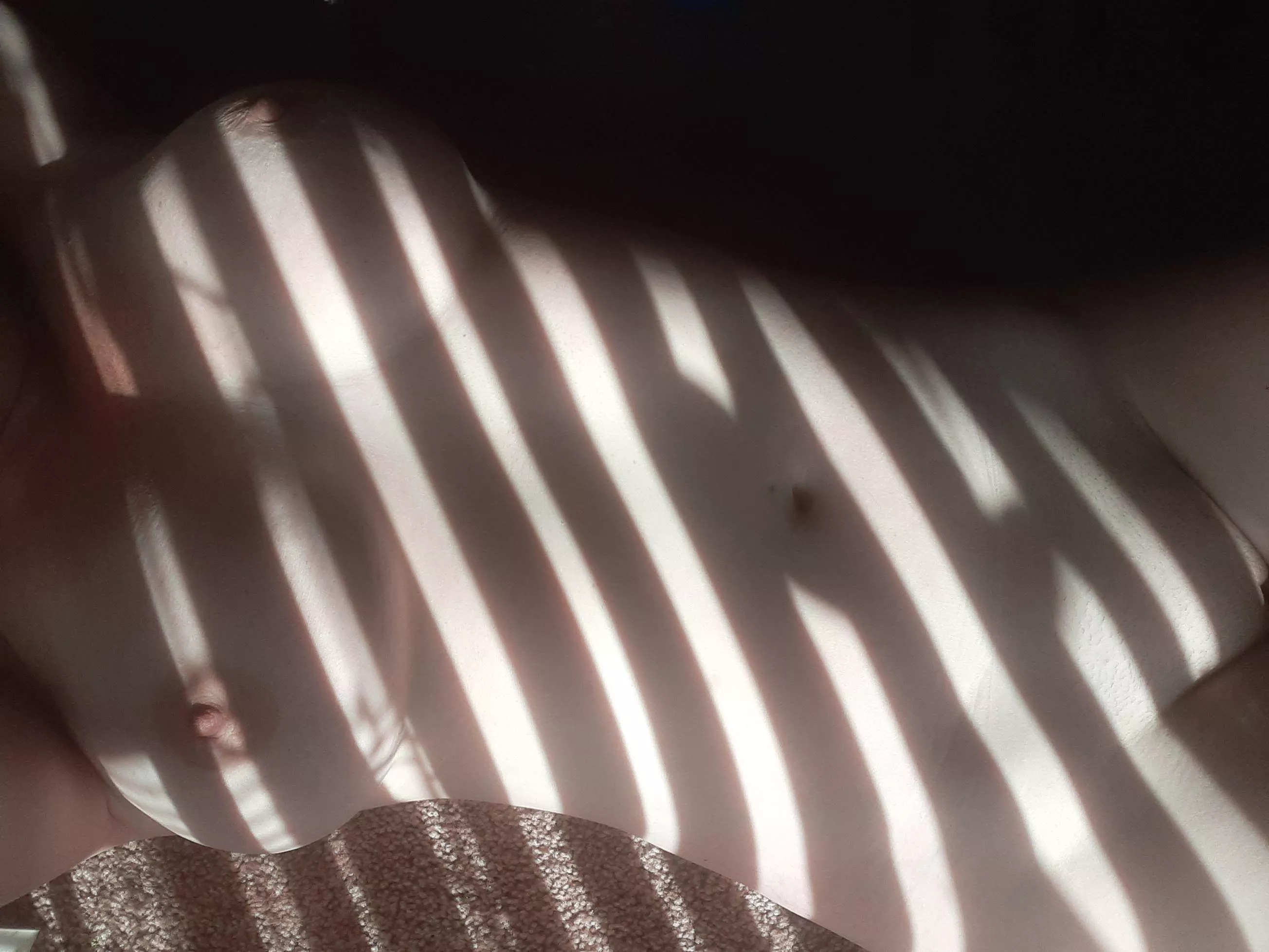 Sun striped mom boobs. 39F [image]