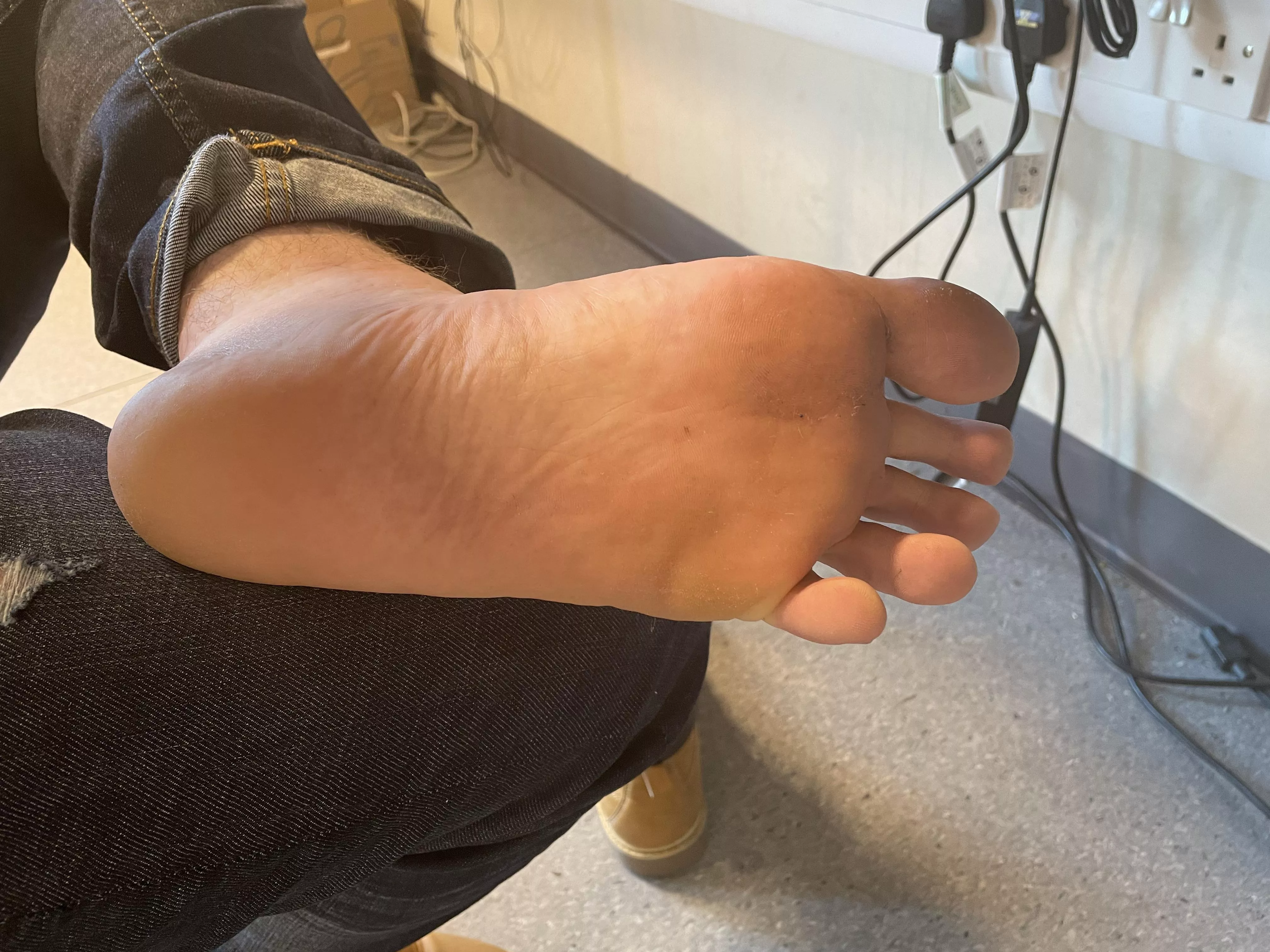 Sweaty foot under the desk at work 😱🥵