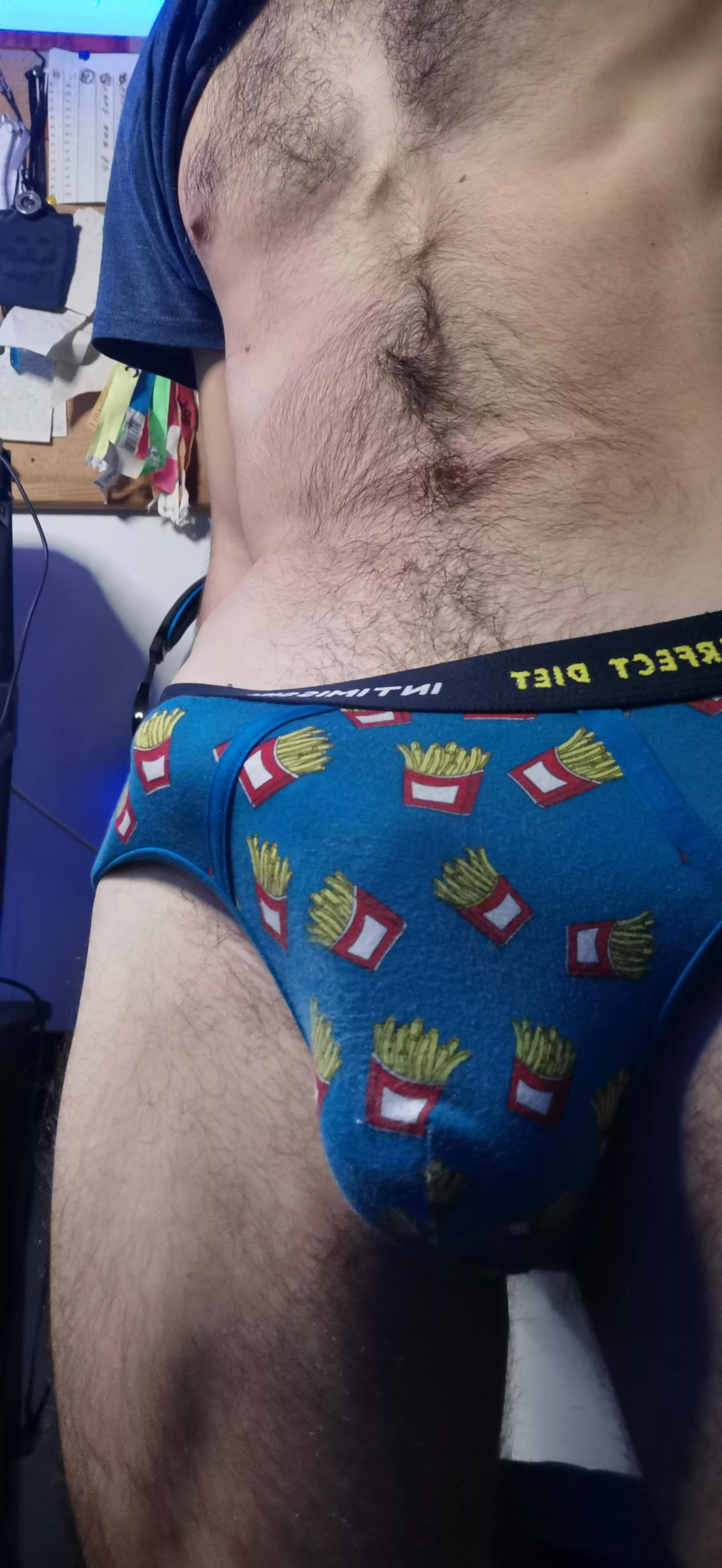 Take a look to my new underwear, it fit in well?