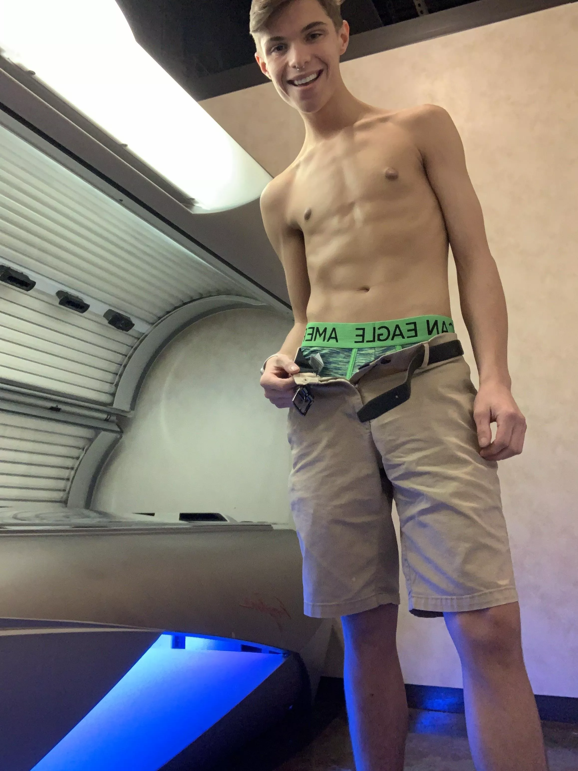 Tanning Time🥺🥰 [18]