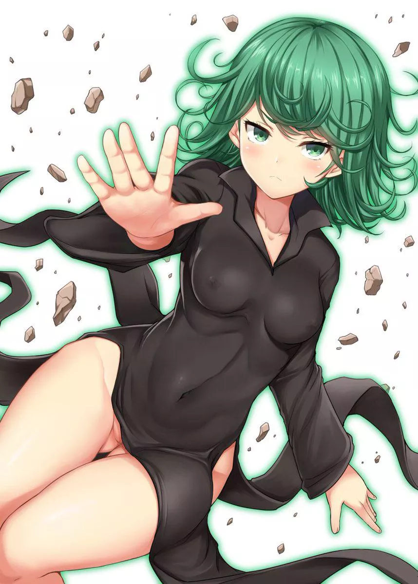 Tatsumaki is smol and thicc