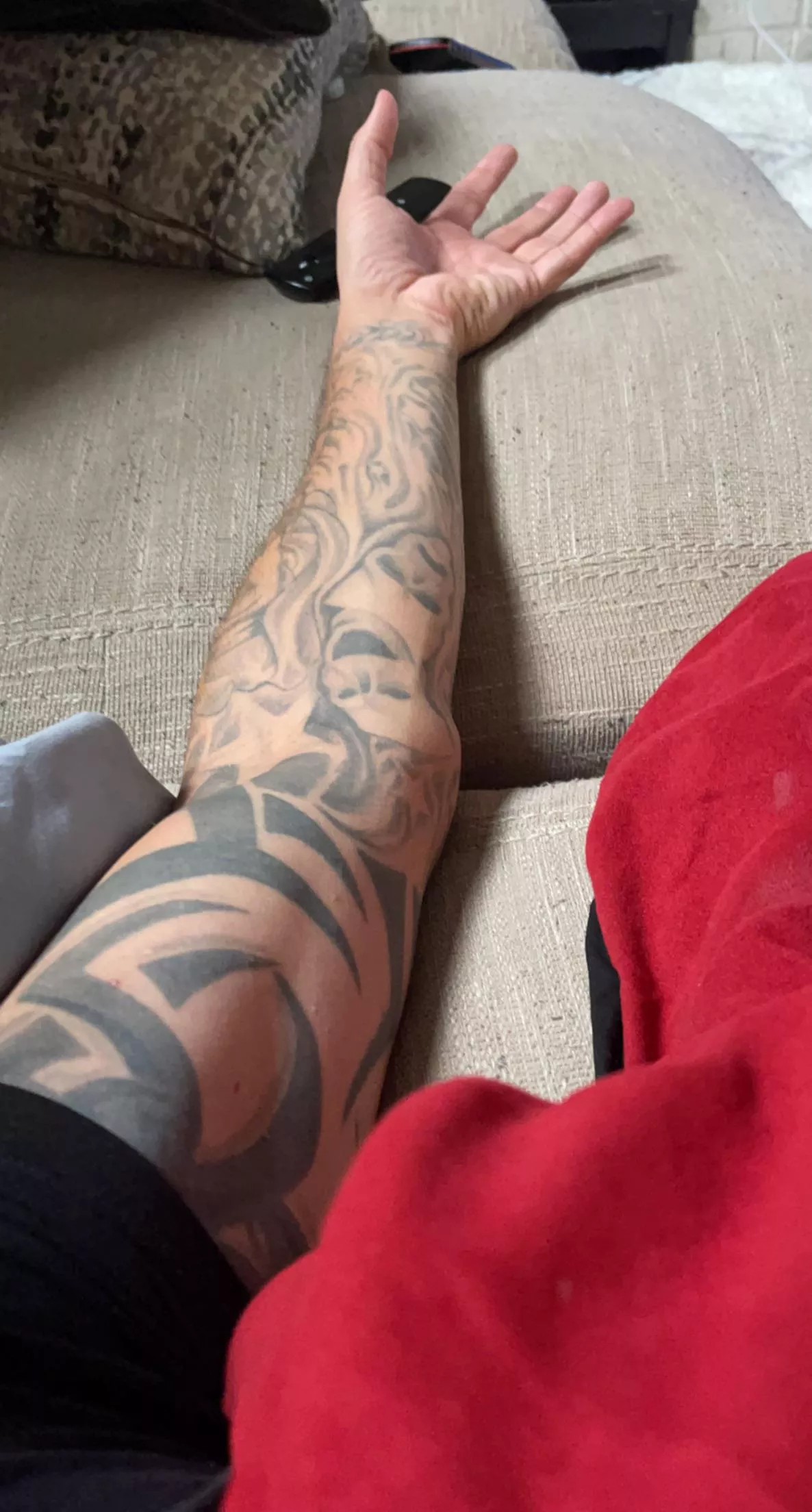 Tattooed forearms ?