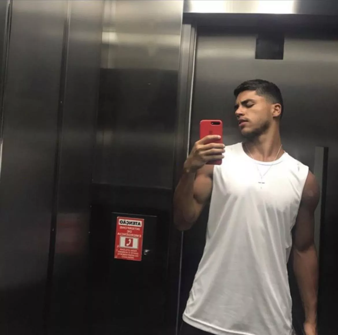 that photo of an elevator that can't be missed