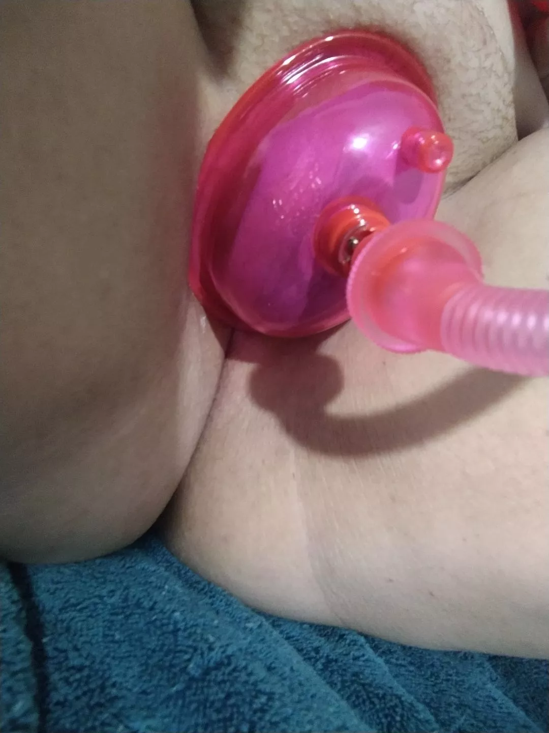 The wife has been loving this pump since I got it for her last month. Any tips for a better experience with it? Would eventually love to see her fill the cup.