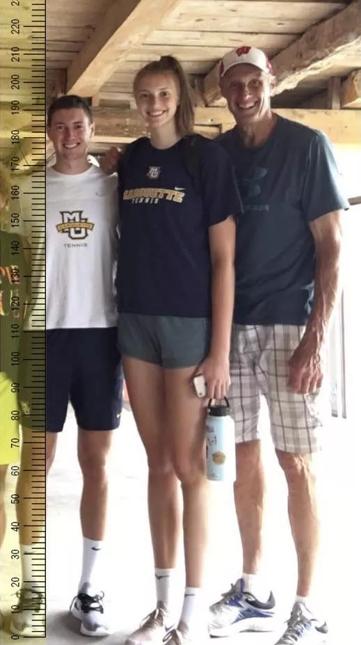 This guy is 6â€™4â€ and he is absolutely dwarfed by his 6â€™10â€ little sister and 7â€™0â€ father!