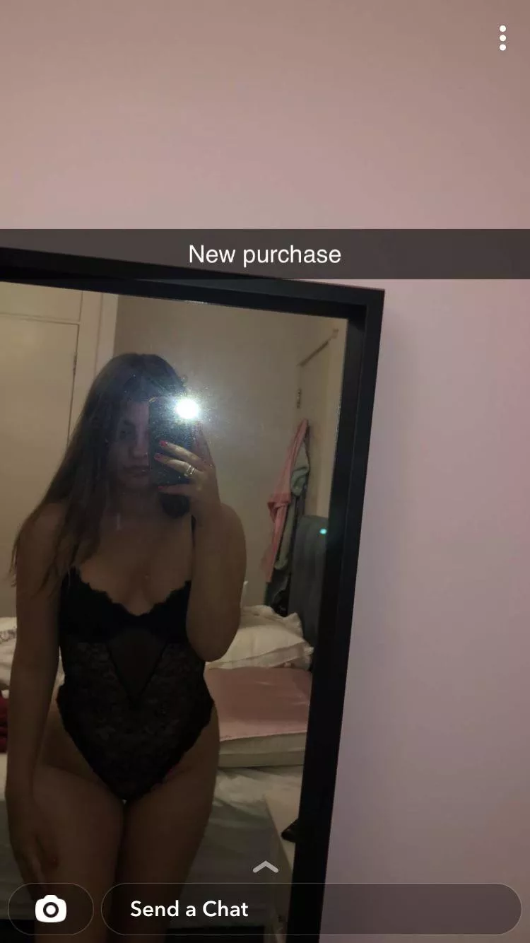 Thoughts on my 19yo gf