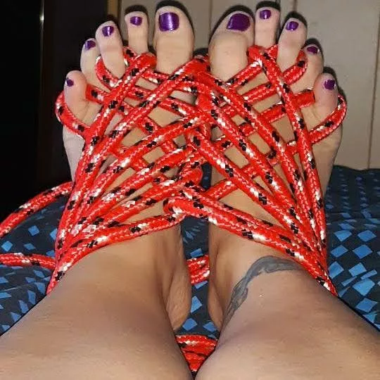 Tied toes the rope is definitely too thick but its good practice