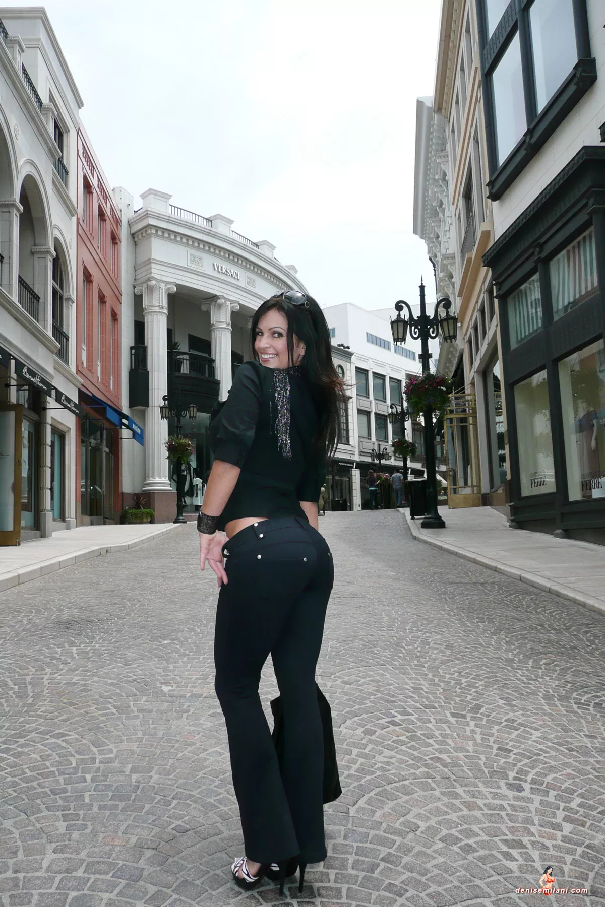 Tight Pants in Beverly Hills