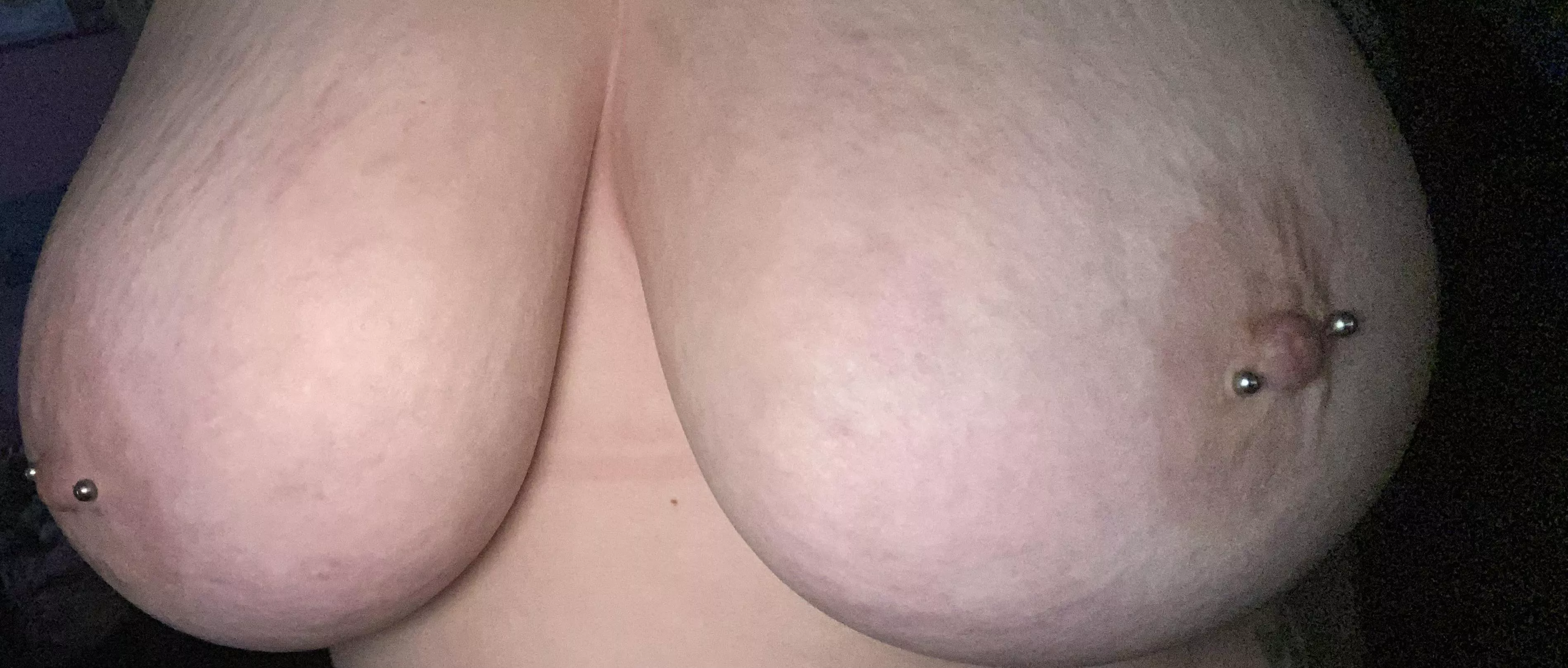 Titty Tuesday always make someone happy 🍒 (f) (OC)