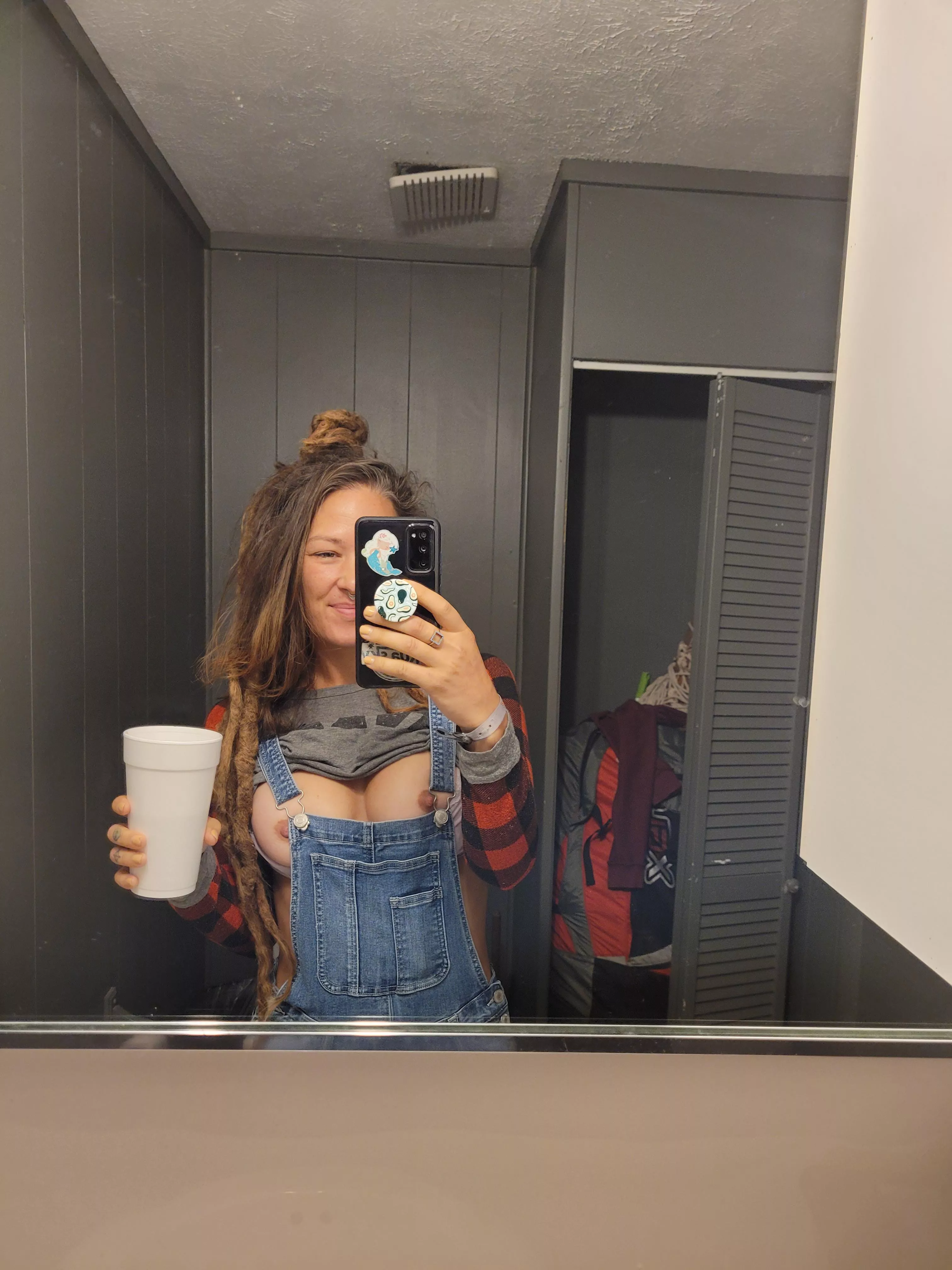 Titty Tuesday in the office with my styrofoam cup of coffee with pumpkin spice creamer cuz its fall- can't you tell by the flannel & overalls?😛 (f)