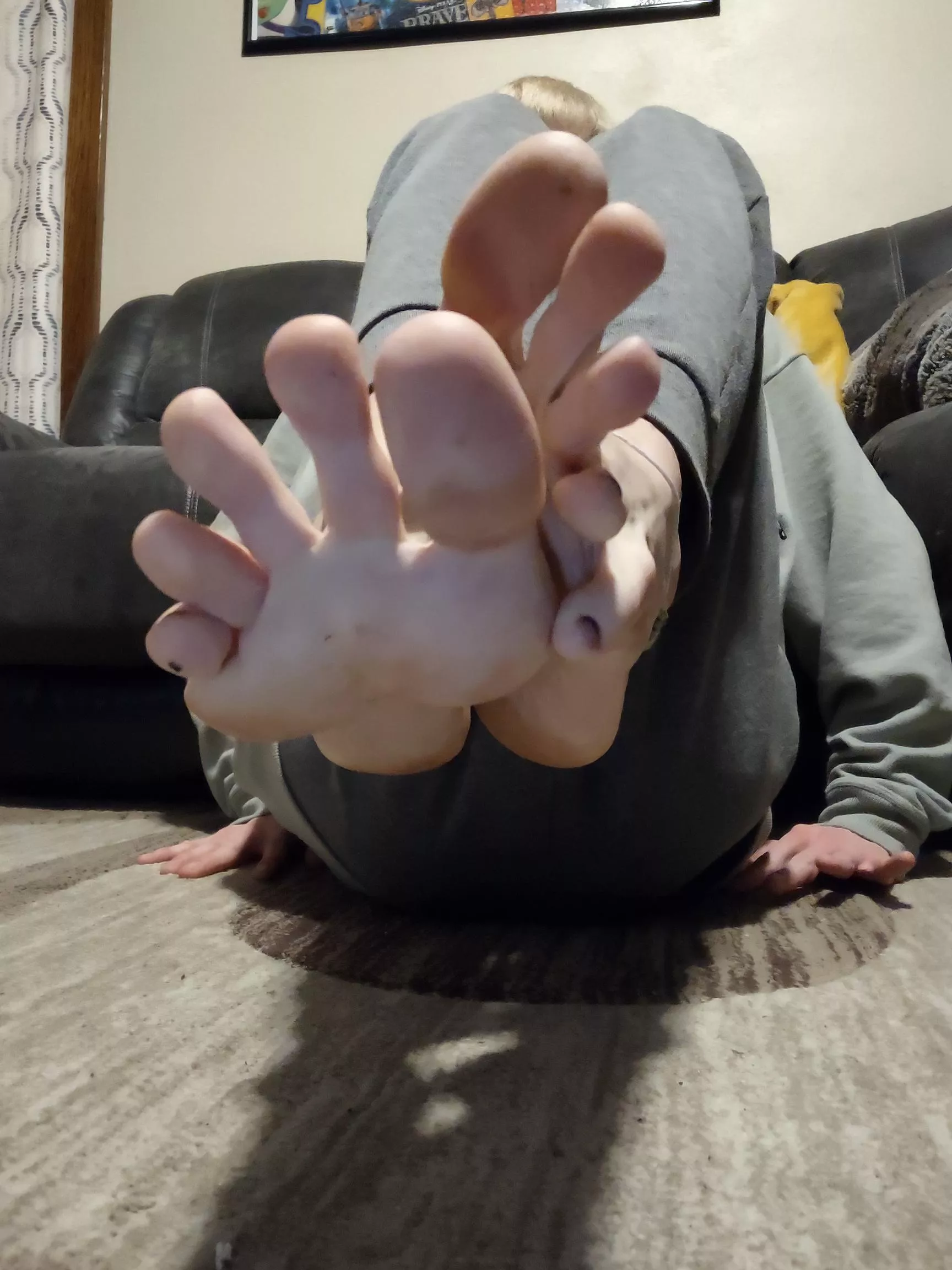 Toes anyone?