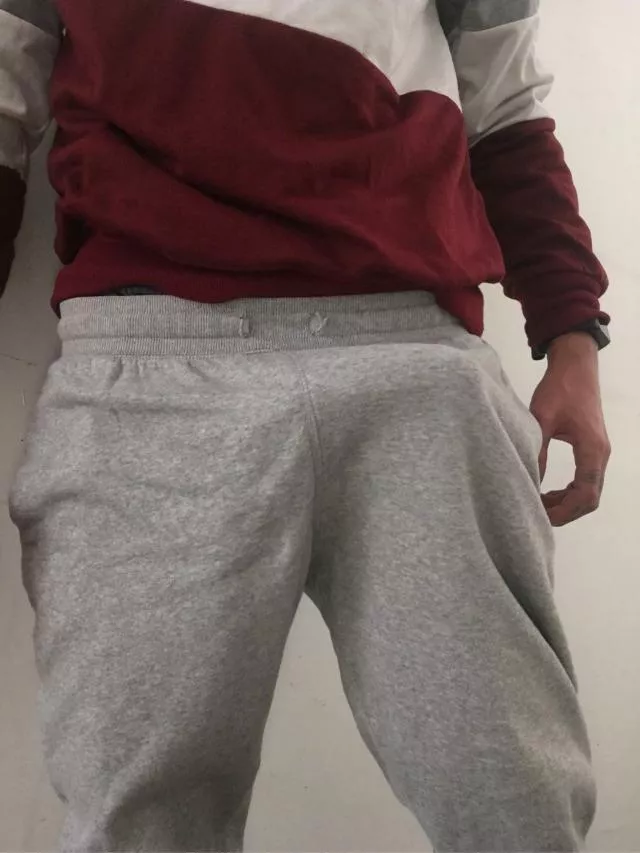 “Trackie bulge” …