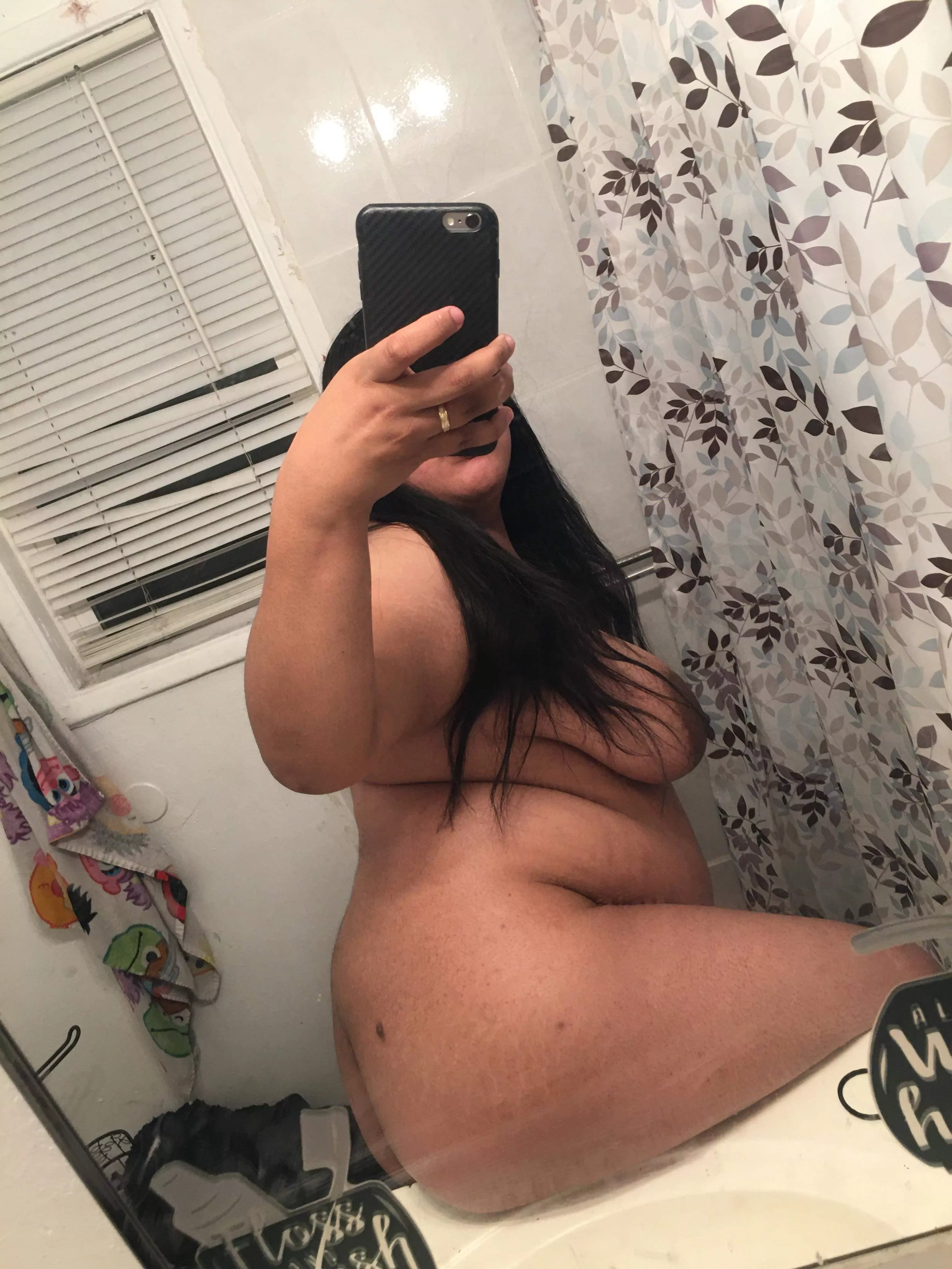 Trade bbw wife pics? Only chubby/ big girls, saggy ? Cellulite?stretch marks? Huge dark areolas?kik juan61904