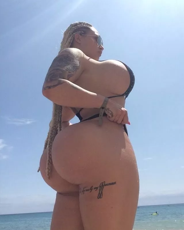 Tremendous Stripper Booty