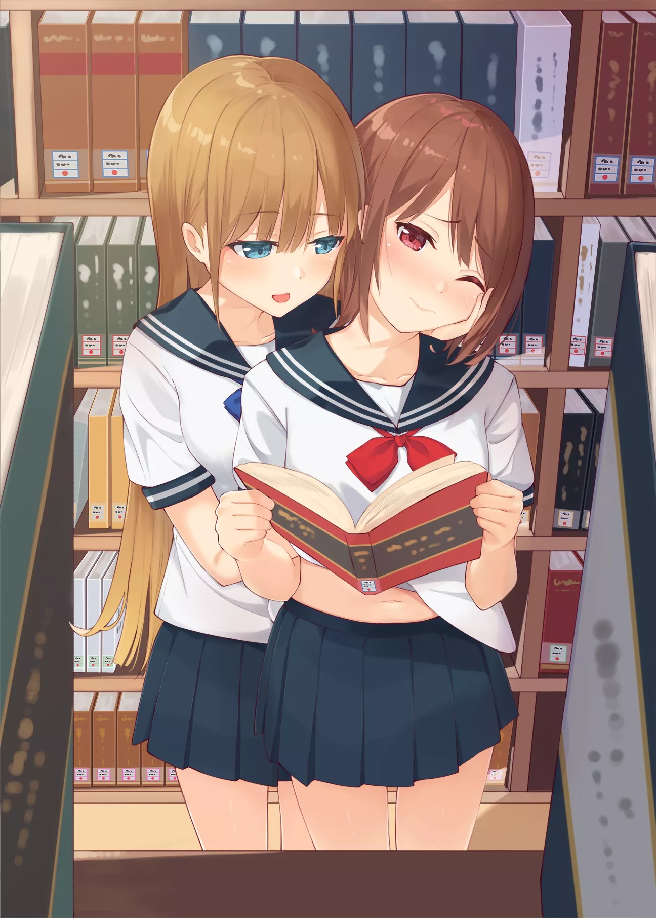 Two Lovey-Dovey Girls in the School Library Together (Credit: 彩みらい) [Original]