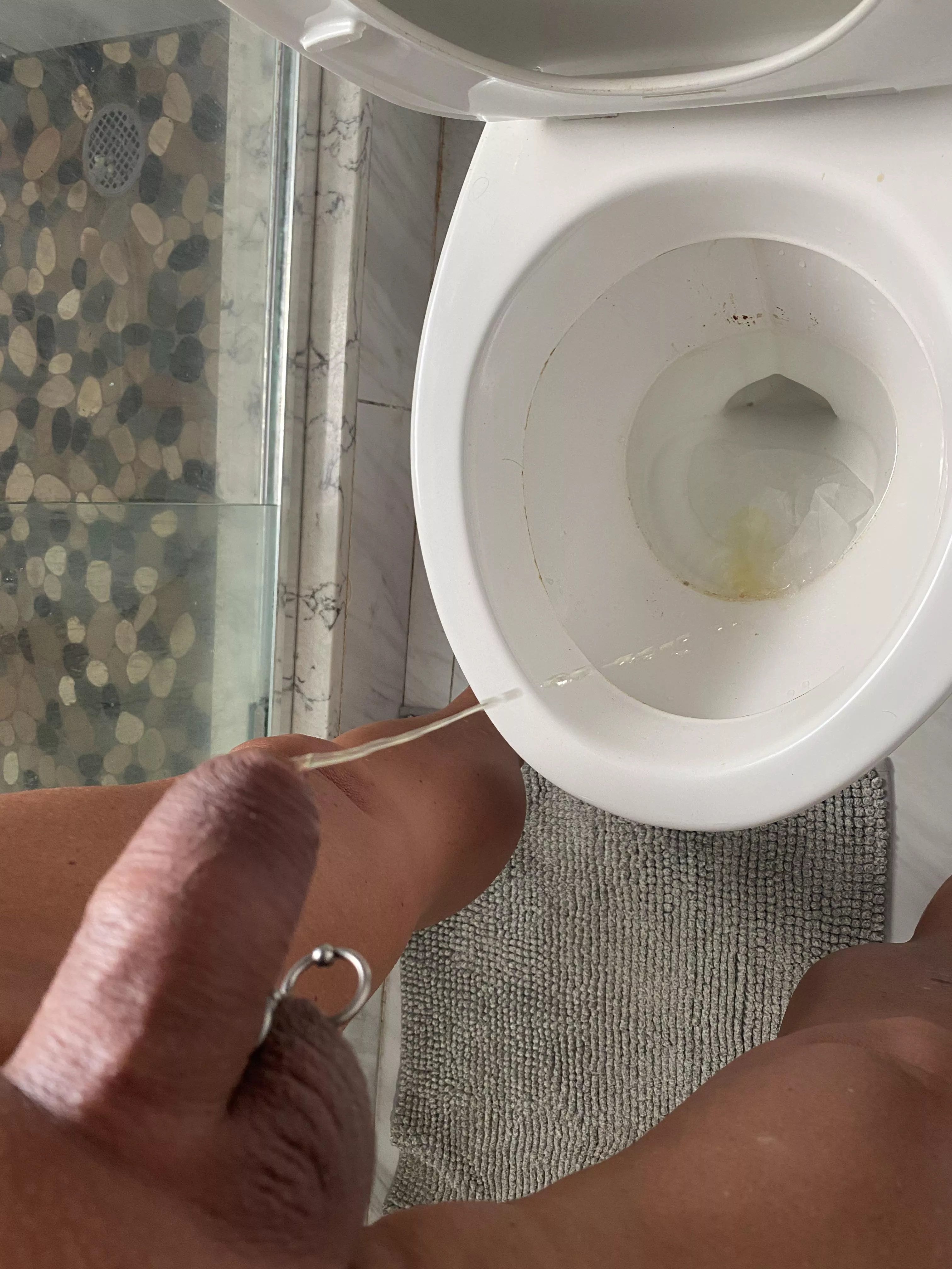 Uncut piss