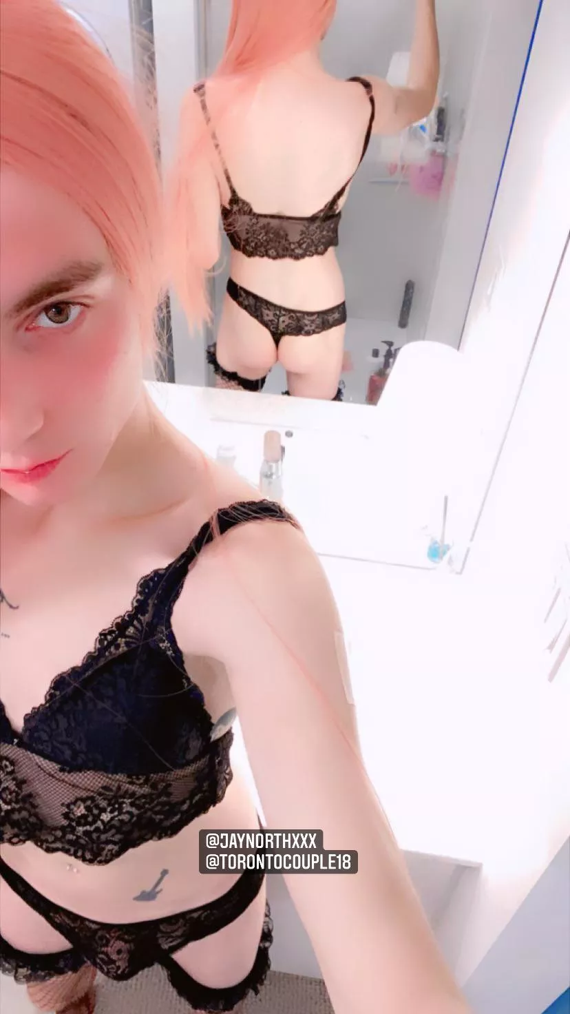 Undress me and teach me to be your fuck toy ðŸ’¦ðŸ’¦ðŸ’¦