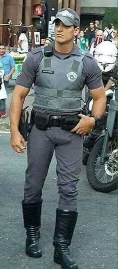 UNIFORM BULGE