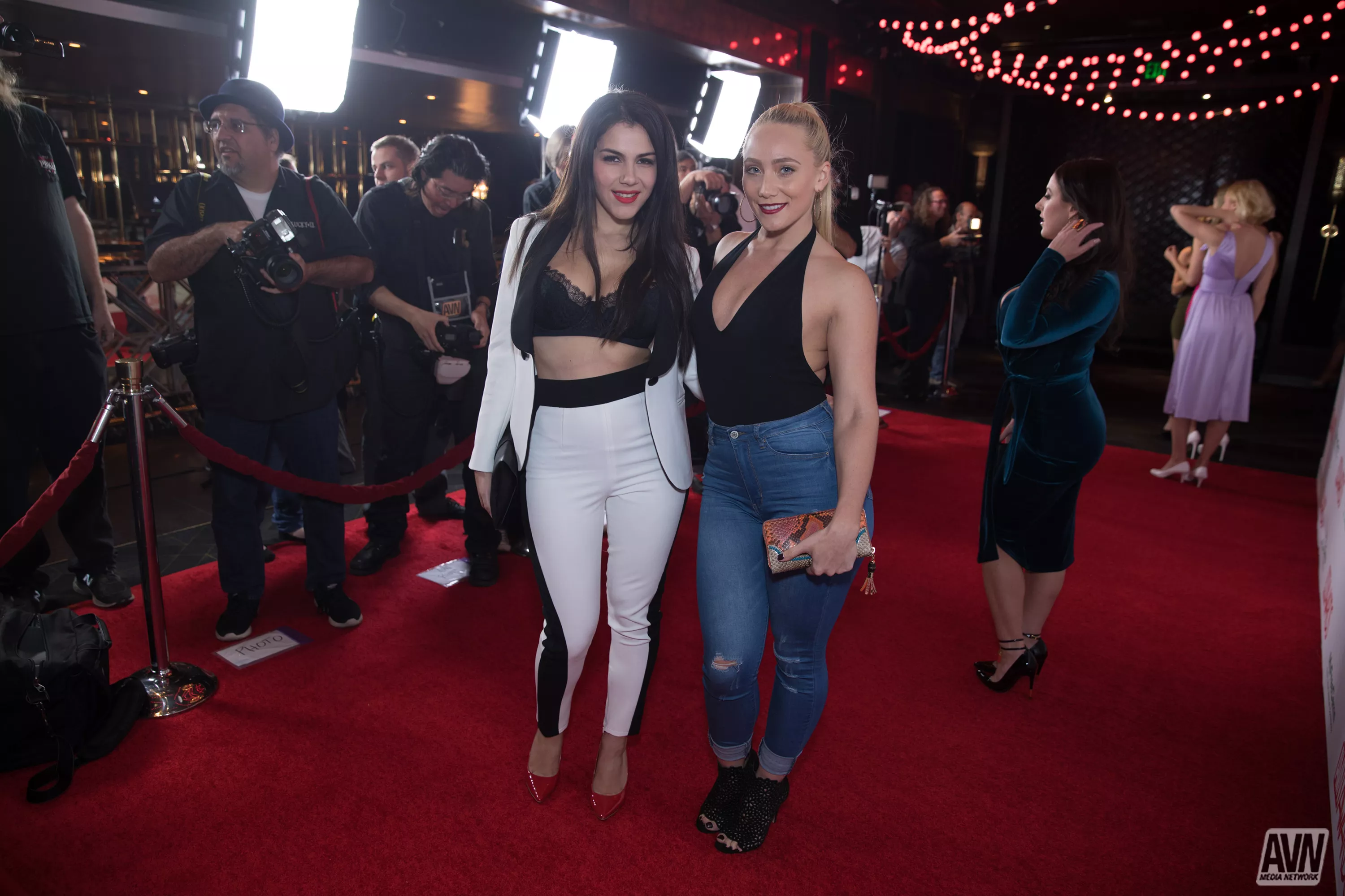 Valentina Nappi & AJ Applegate (AVN Nomination Party 2017)