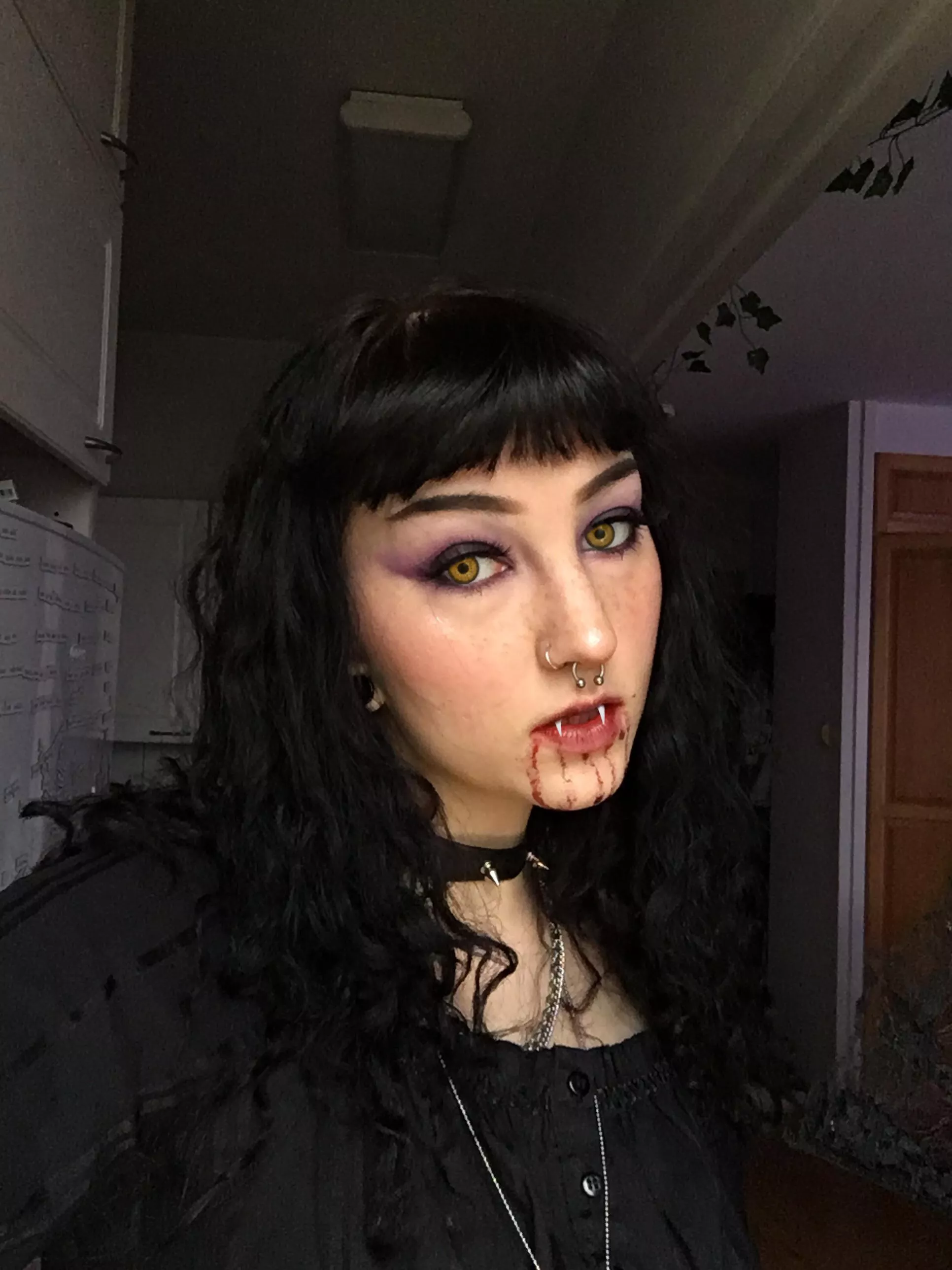 Vampire lookðŸ¥°