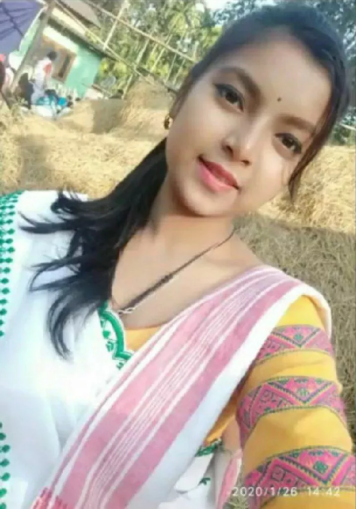 VILLAGE HOT TEACHER ON FIRE