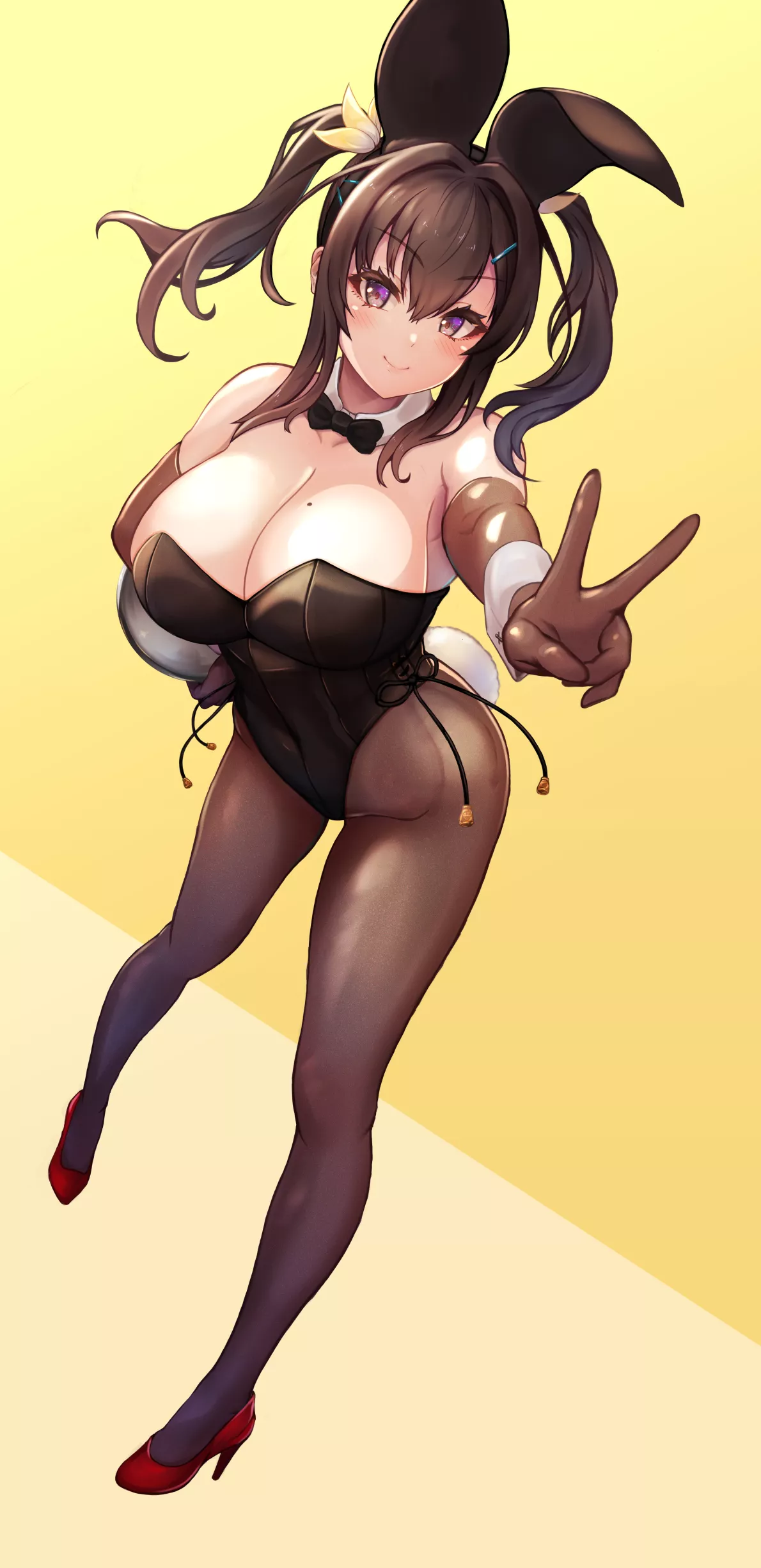 Waitress Bunny Girl