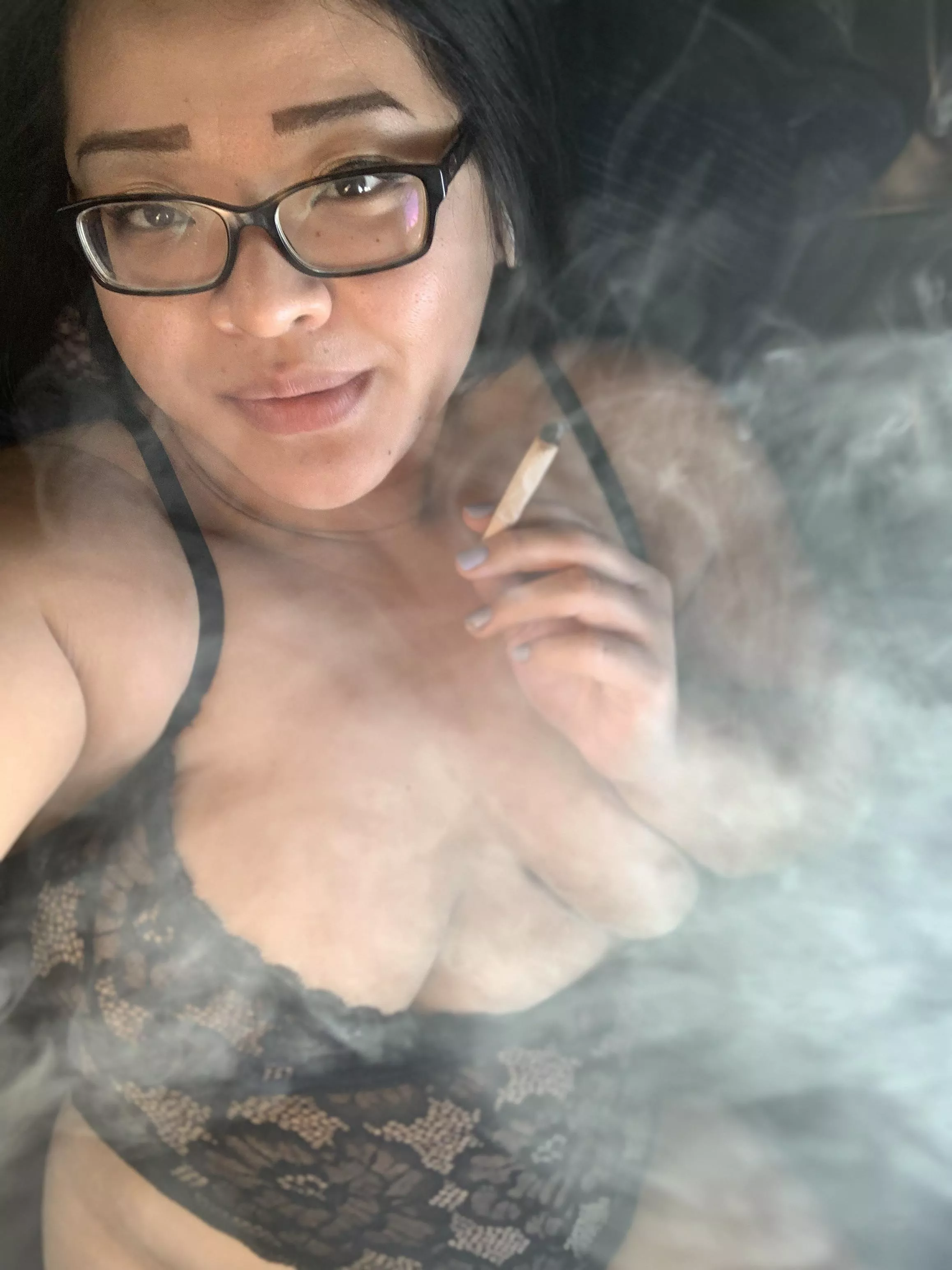 Wake & bake with me 💋