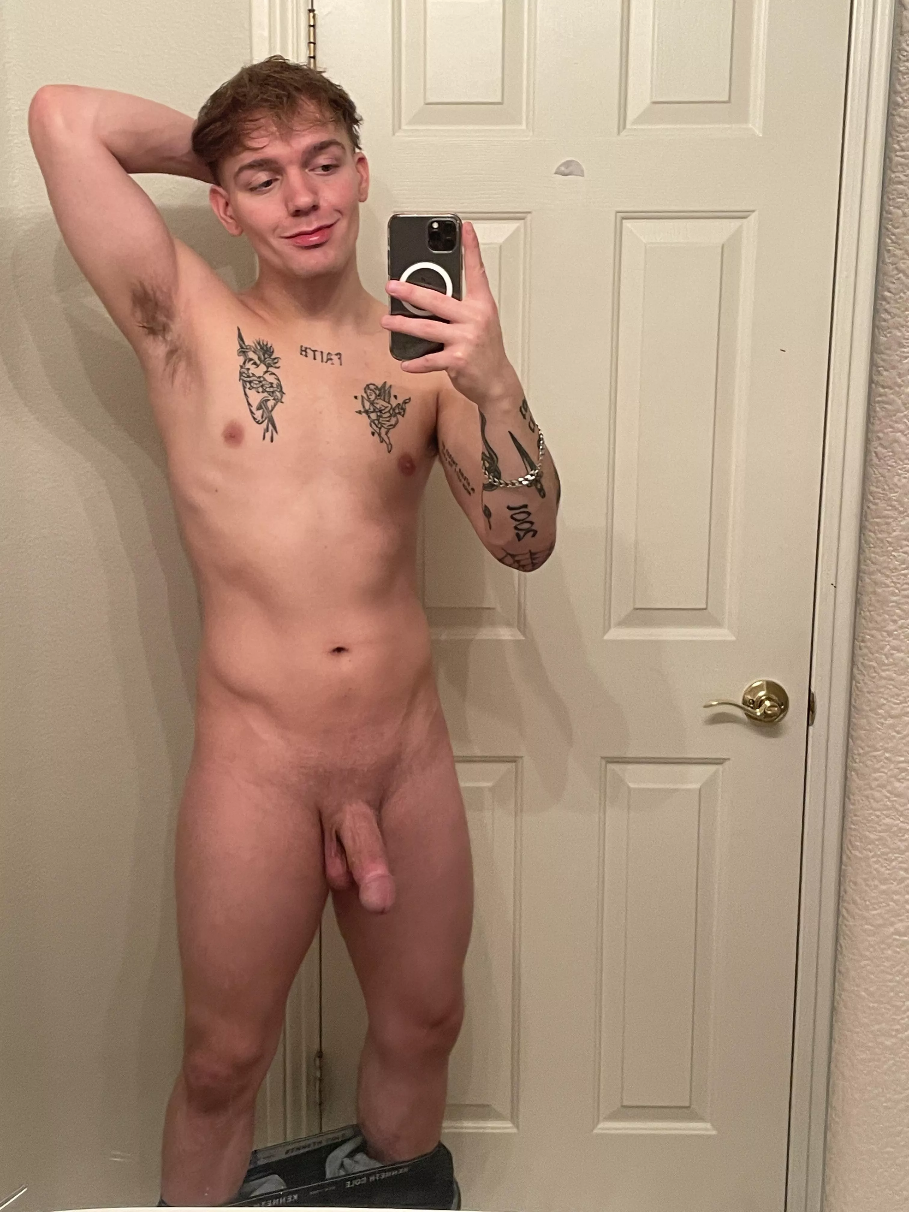 Wanna make me hard and fuck in the bathroom?