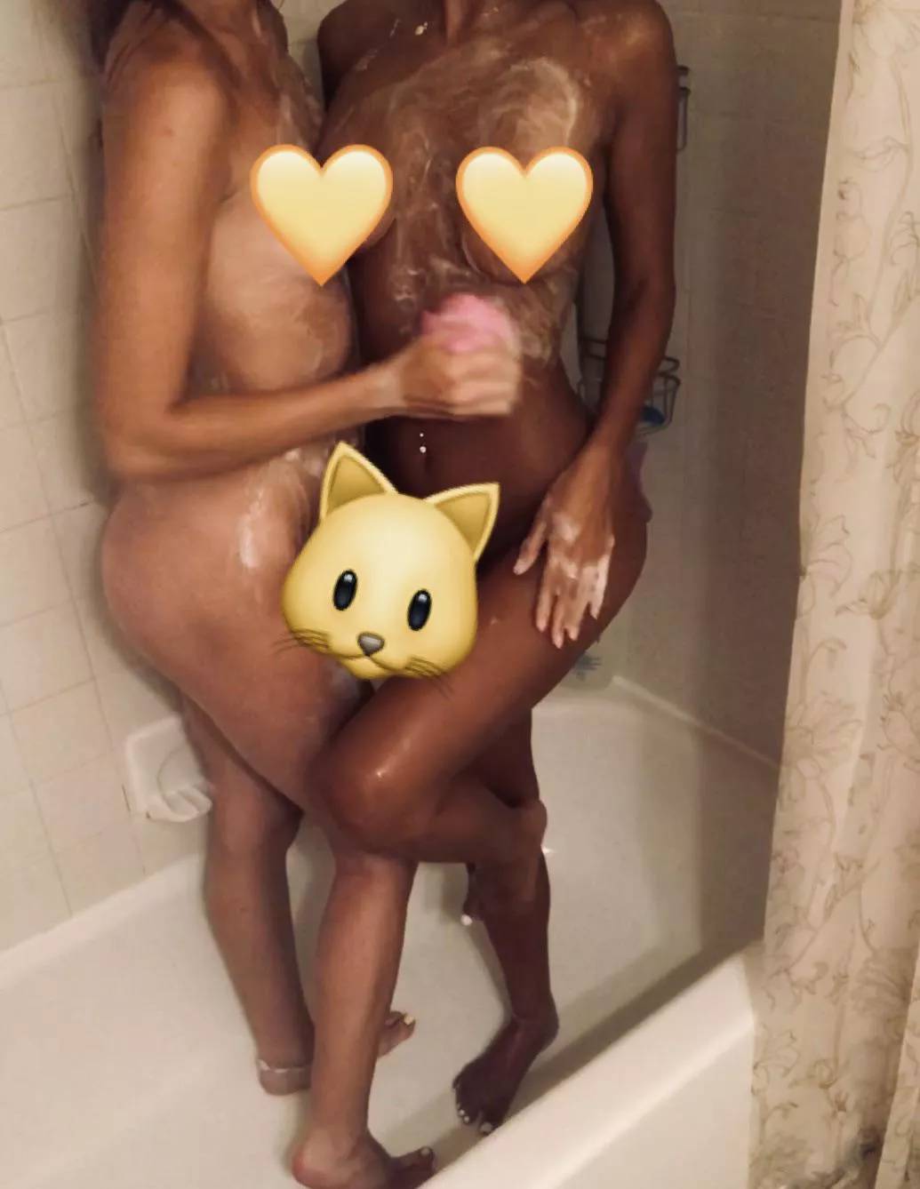 Watch me and my gf shower 💦