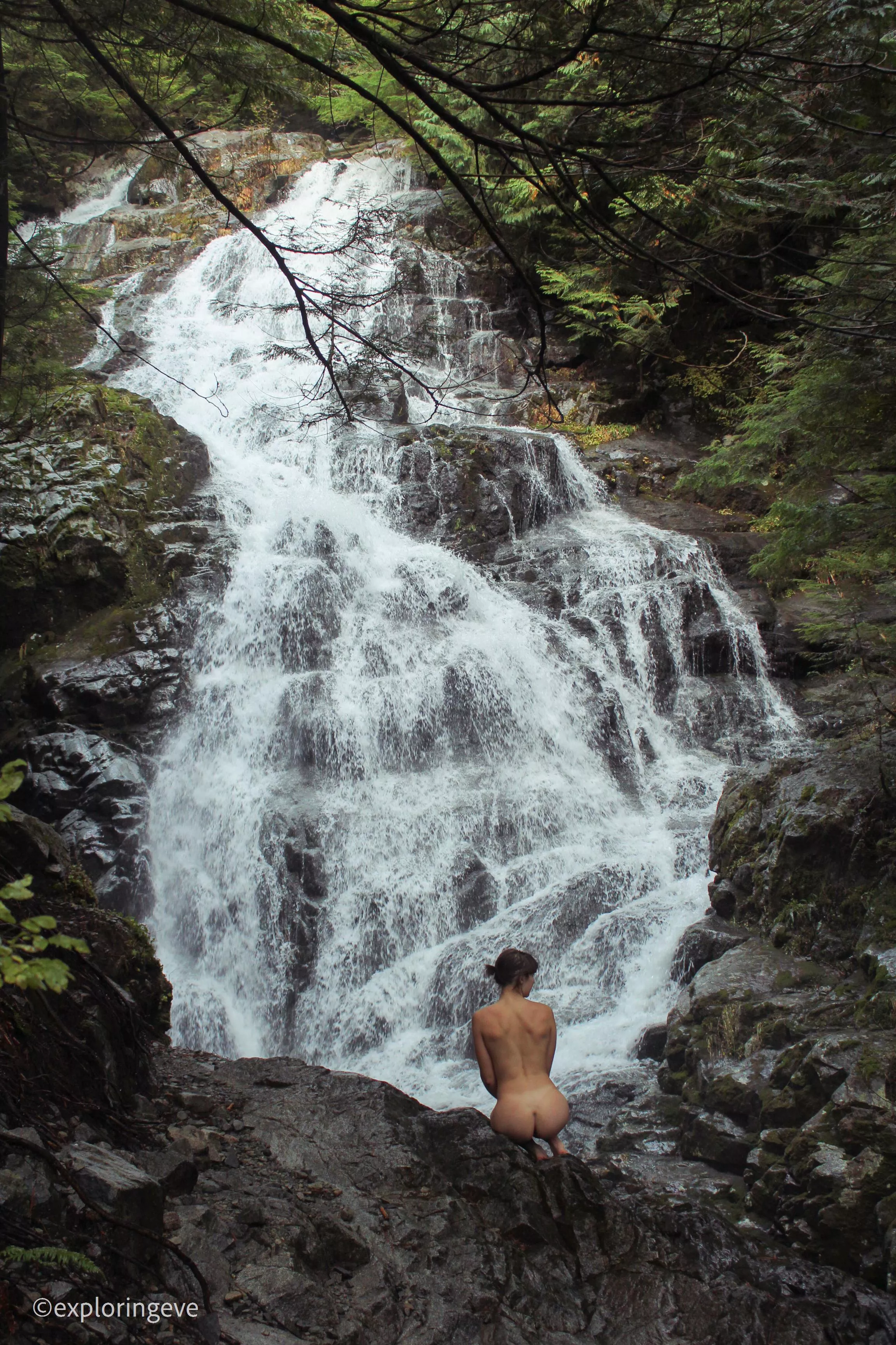 Waterfalls in fall 🍂