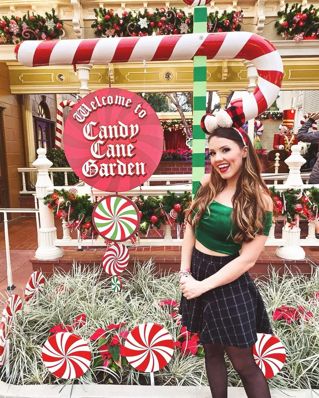 Welcome to Candy Cane Garden